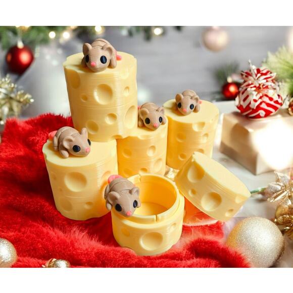 3D Printed Baby Mice With Cheese Storage Container Set - Picture 1 of 4